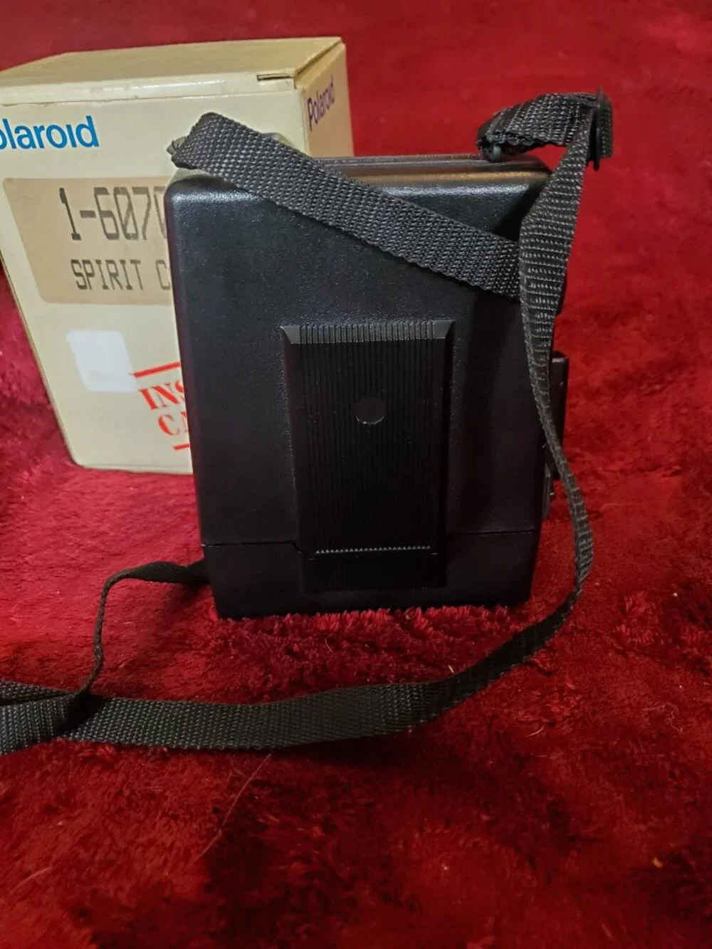 Polaroid Spirit 600 CL Instant Camera with Box and Strap-Excellent Condition